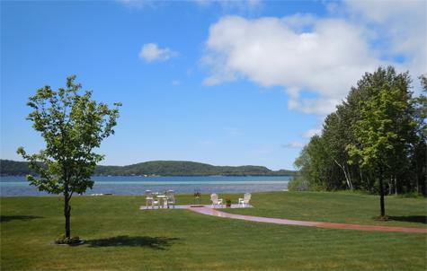 The Beach Inn Motel Munising Εξωτερικό φωτογραφία